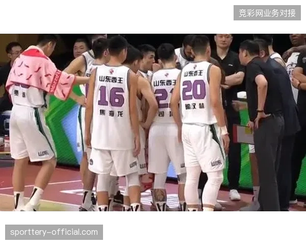 多里瓦尔认为巴西队的替补深度是关键优势，其临场换人将根据对手特点进行针对性部署